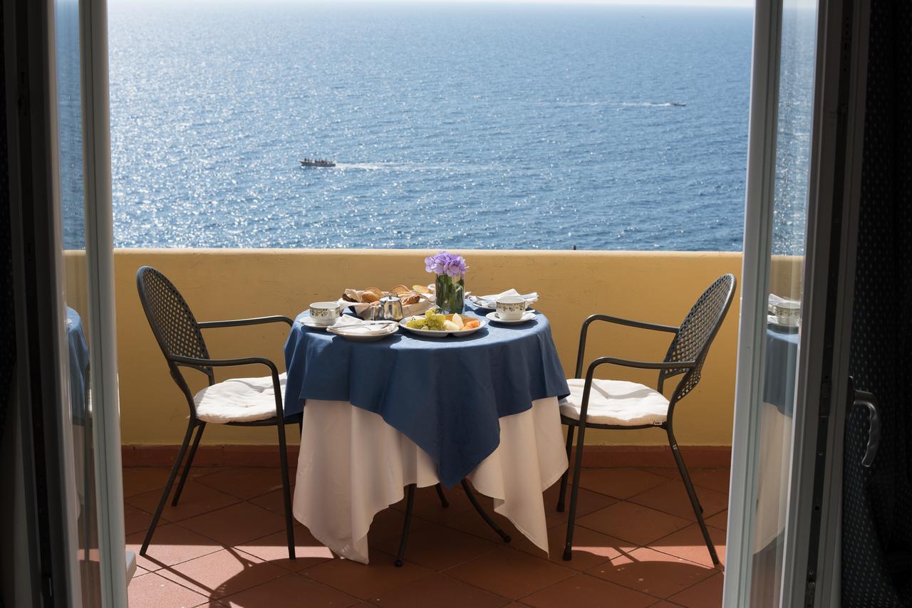 Hotel Weber Ambassador Capri Esterno foto